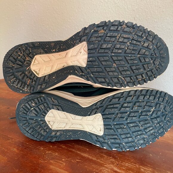 APL Womens Techloom Defender Sneakers, Green, Lightly Used, Size 7 - Picture 11 of 11